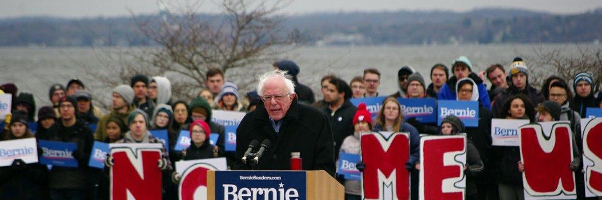 Bernie Barnstorms the Midwest