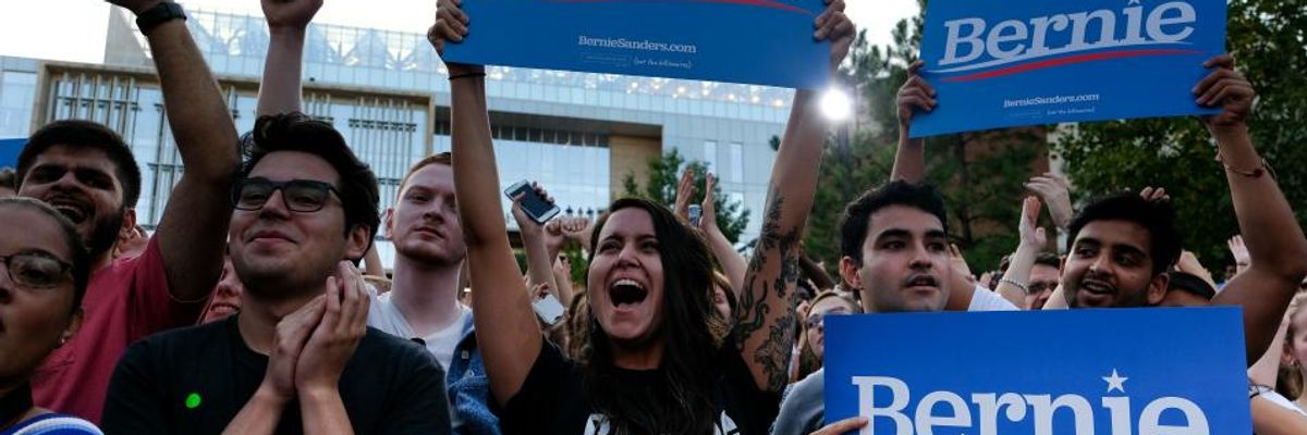 Fueled by Teachers and Average Donation of $18, Sanders Raised Record $25.3 Million in Third Quarter