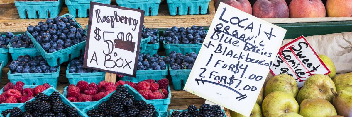 Berries at a farmers' market.