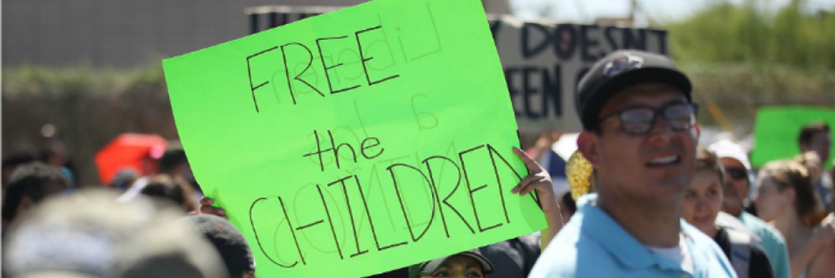 Doctors Demand Trump Close 'Inherently Immoral' Immigrant Detention Centers Ahead of Mass Protest on Capitol Hill