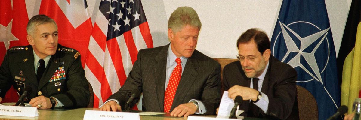bill_clinton_NATO