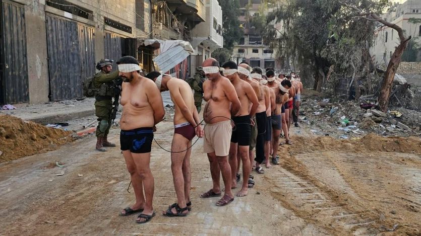 Blindfolded Palestinian prisoners in Gaza