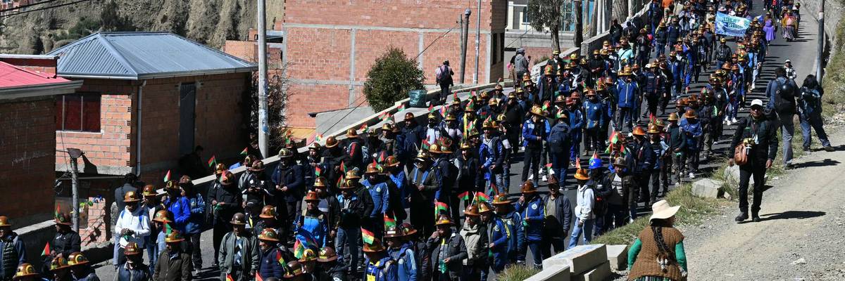 Bolivia miners protest