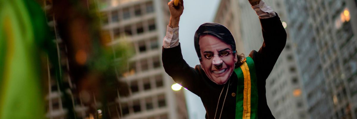 Bolsonaro "Captain Chainsaw"