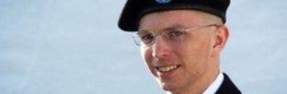 Judge Allows 'Vague' Bradley Manning Charges to Stand