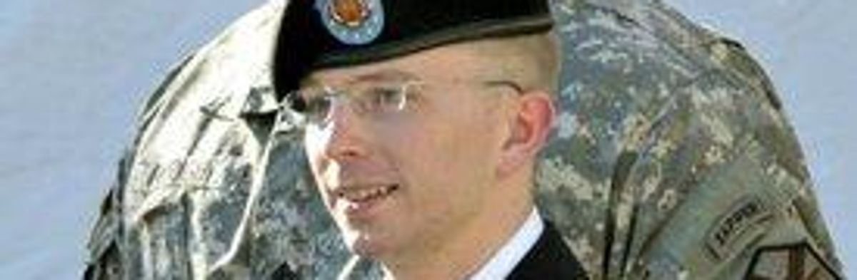 Judge: Govt Must Prove Manning Wanted to 'Aid Enemy'