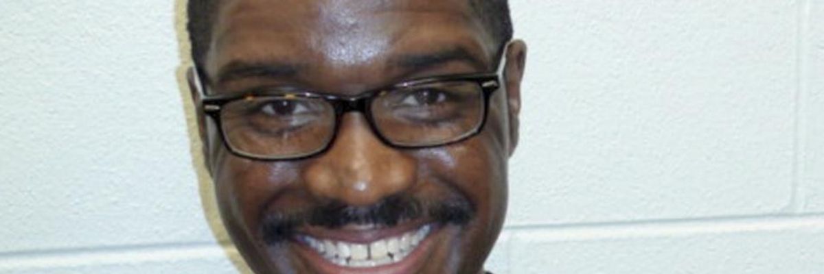 Calls to "Abolish the Death Penalty" Grow as Trump's Last-Minute Execution Spree Kills Brandon Bernard