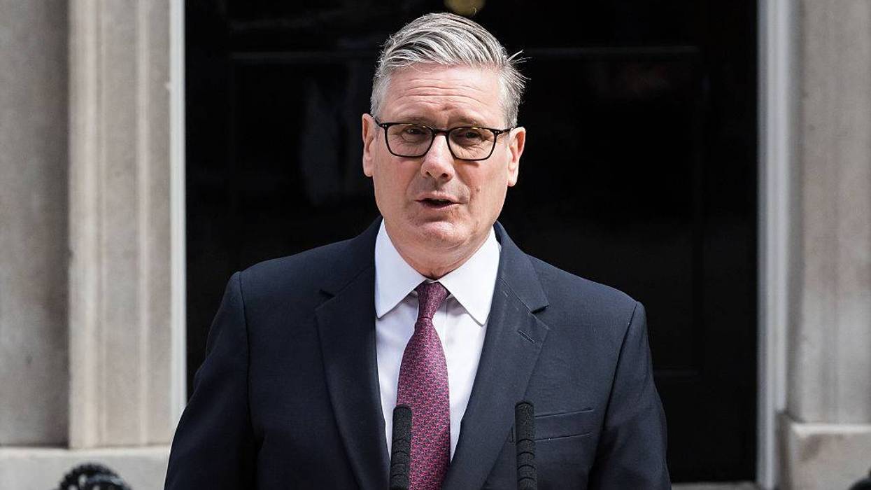 'Good Riddance': Keir Starmer Resigns as UK Prime Minister