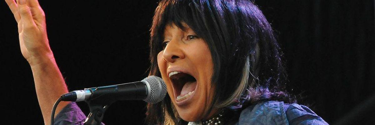 Singing Her Own Song for Decades, Buffy Sainte-Marie Picks Up Prestigious Prize