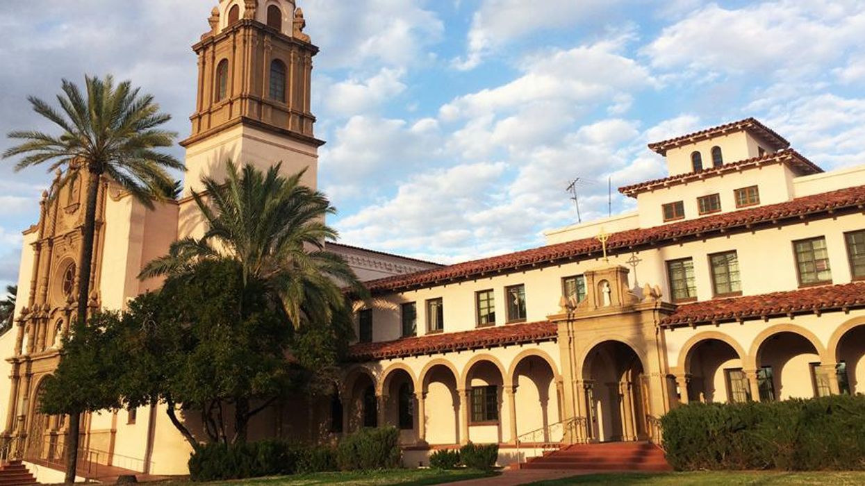 This Castle in the Desert Provides Respite to Asylum-Seekers