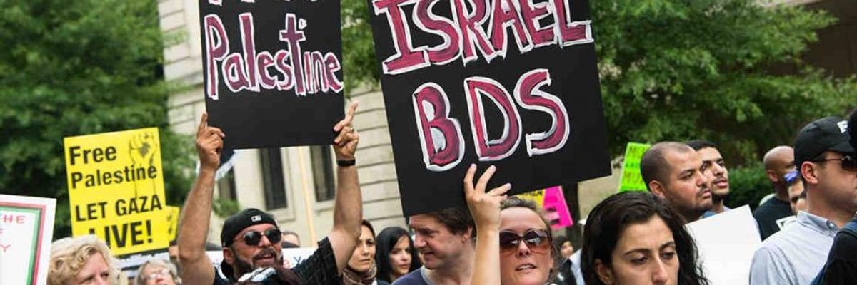 Why Has Israel Banned Jewish Leftists But Not Members Of Nazi-linked Groups?