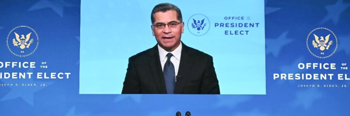 'Definition of Malpractice': GOP Senators Under Fire for Obstructing Biden HHS Pick as Pandemic Rages