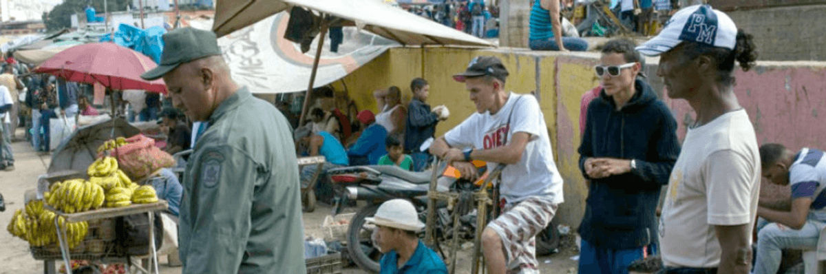 US Media Ignore--and Applaud--Economic War on Venezuela