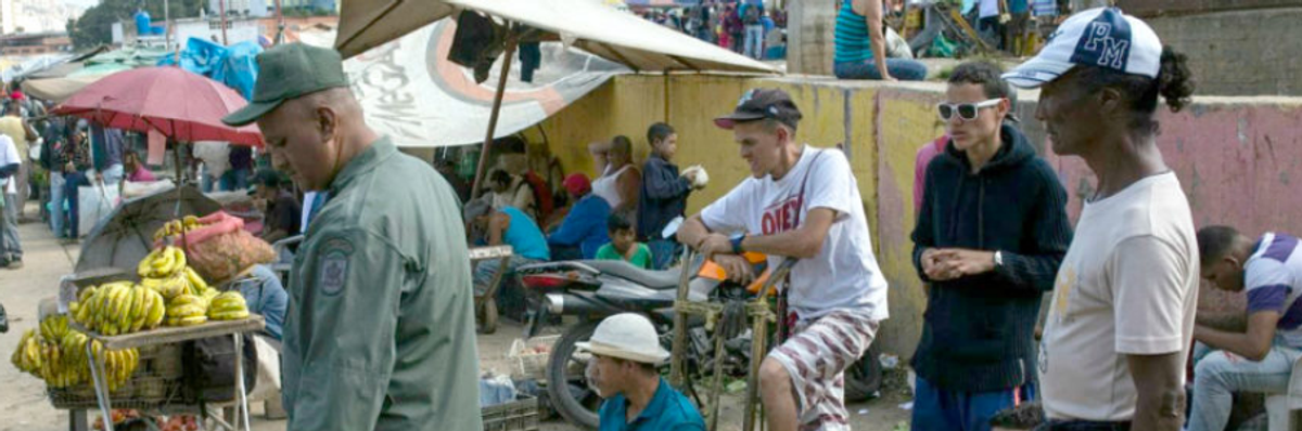 US Media Ignore--and Applaud--Economic War on Venezuela