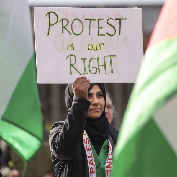 Campus Leaders Mobilize to Battle Trump's Anti-Education 'Compact' Tooth and Nail