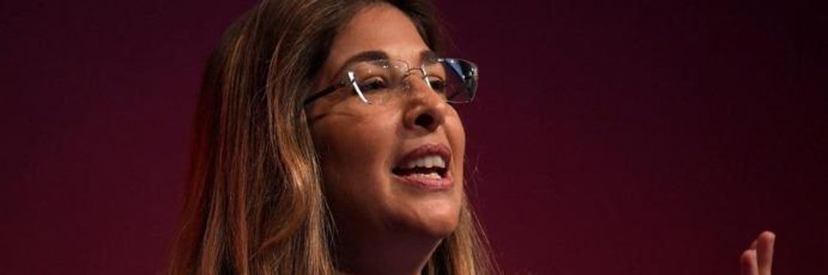 Bernie Sanders Is Most Popular Politician in the US - and Why Jeremy Corbyn Will Win in Britain