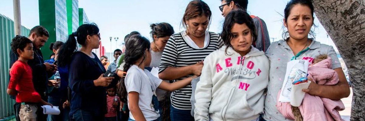 'Unprecedented Drop' in Approved Asylum Cases Result of 'Secret' Trump Policies, Rights Group Says