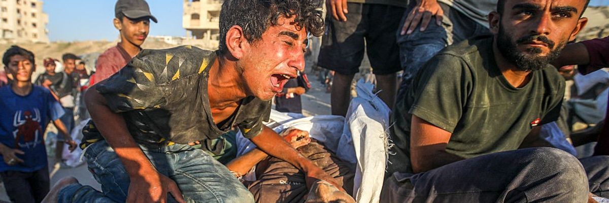 Chaos at a Gaza Humanitarian Foundation aid distribution site in Gaza