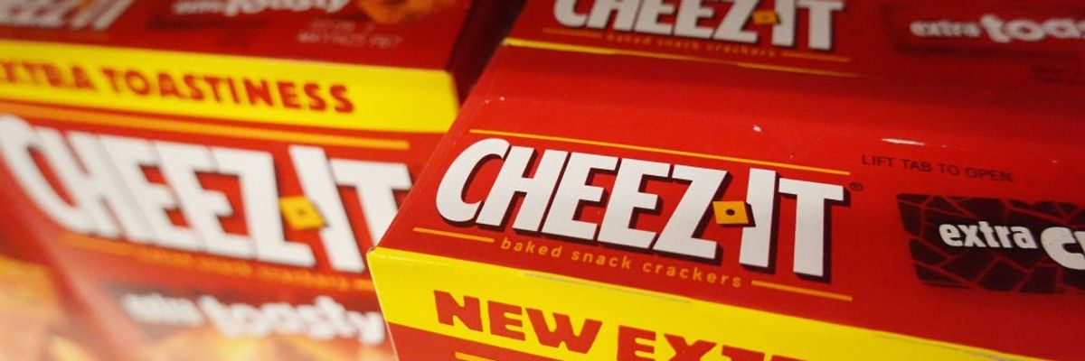 Cheez-It package