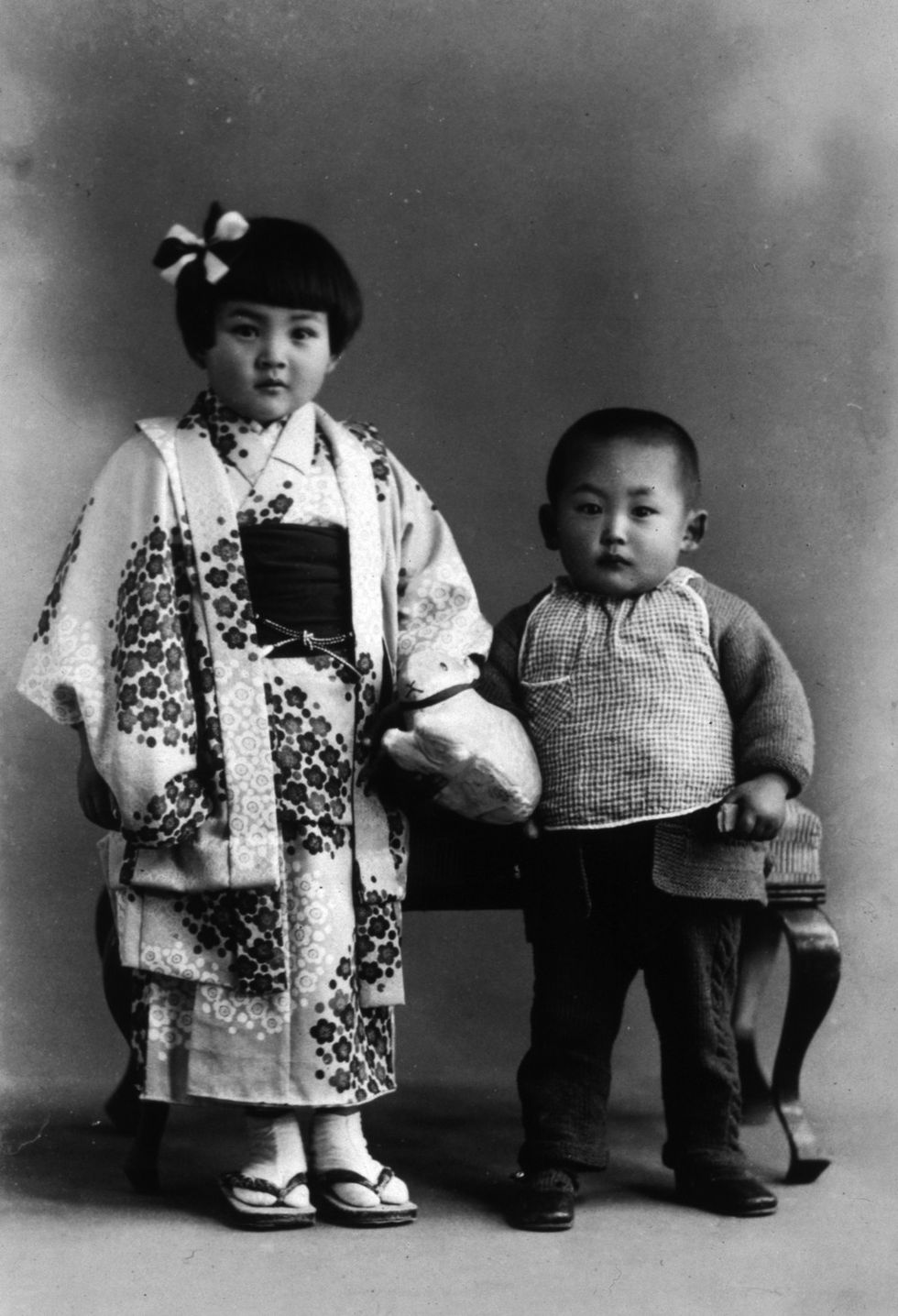 Child victims of the Hiroshima bombing