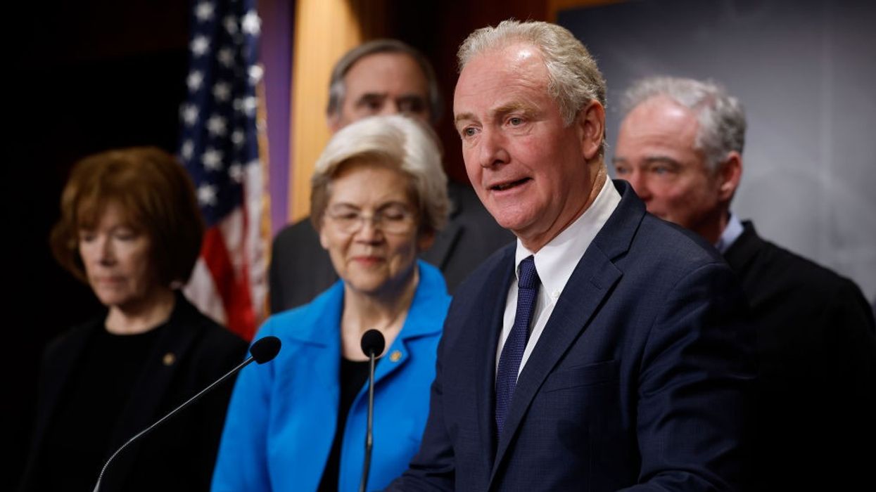 Chris Van Hollen, Elizabeth Warren, and other Senate Democrats