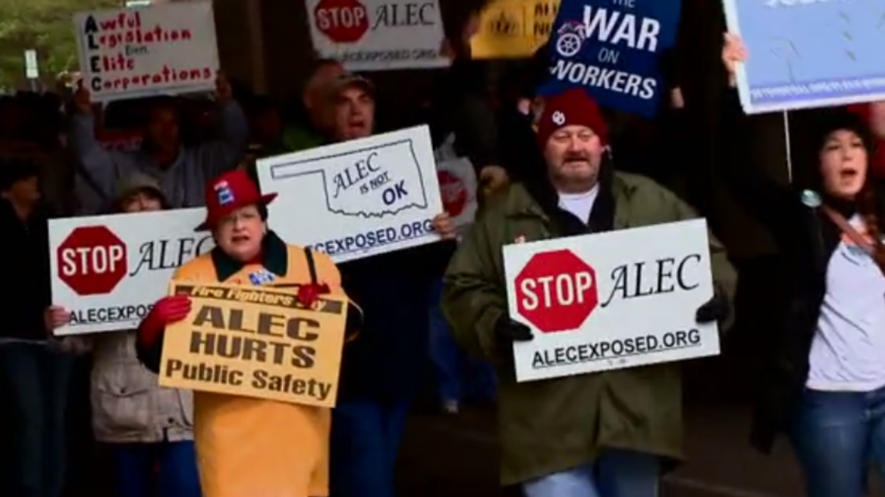 ALEC 's Covert War on Democracy
