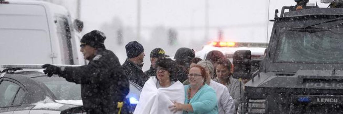 3 Dead; 9 Wounded at Planned Parenthood in Colorado