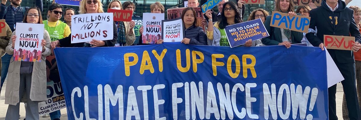 Climate activists protest in Bonn