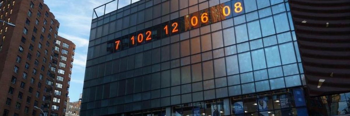 Massive 'Climate Clock' Urging Governments to #ActInTime Unveiled on Metronome in New York City