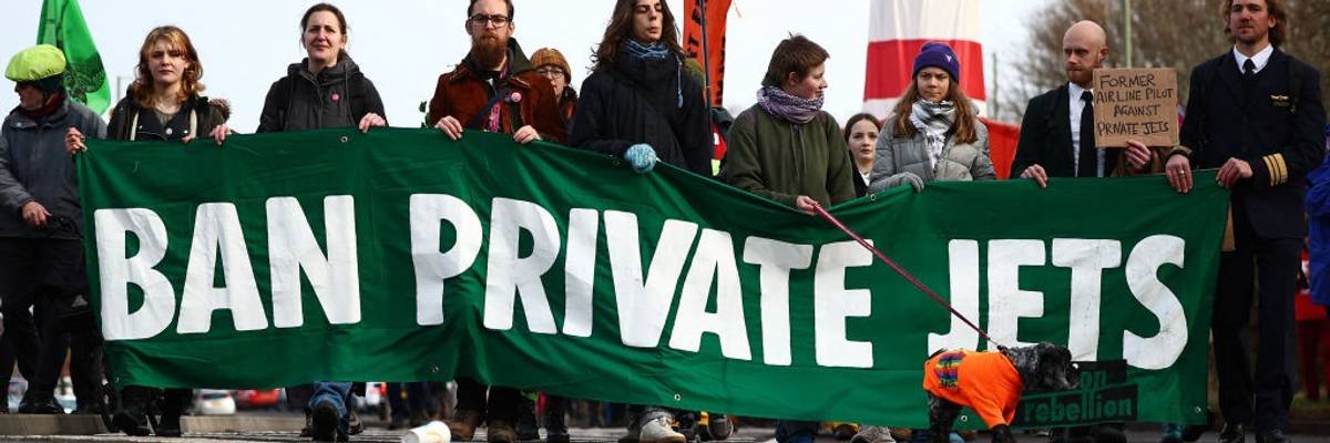 Climate advocates call for a ban on private jets