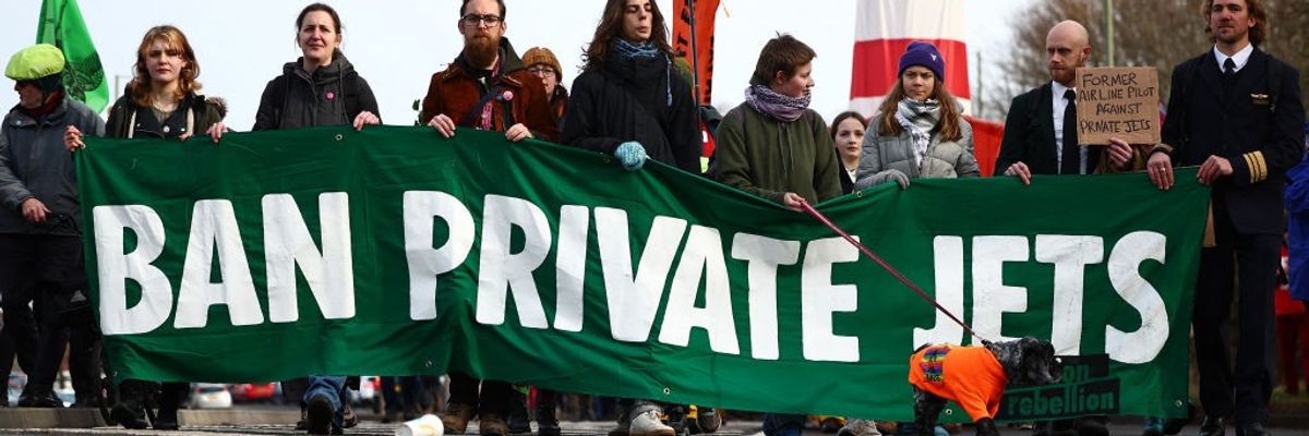 Climate advocates call for a ban on private jets