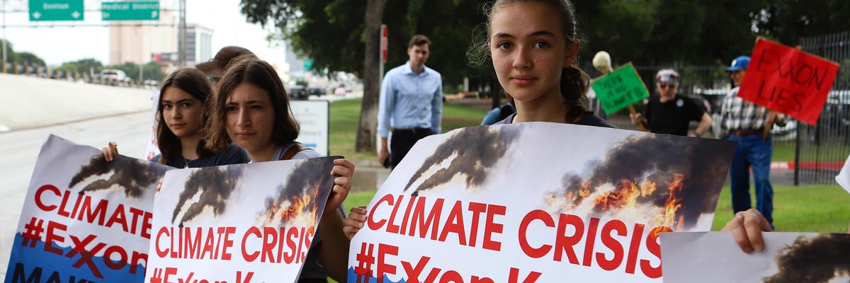 Climate protesters says 'ExxonKnew'