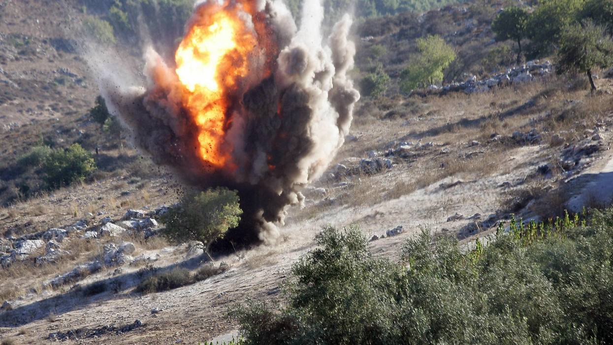 cluster_bomb