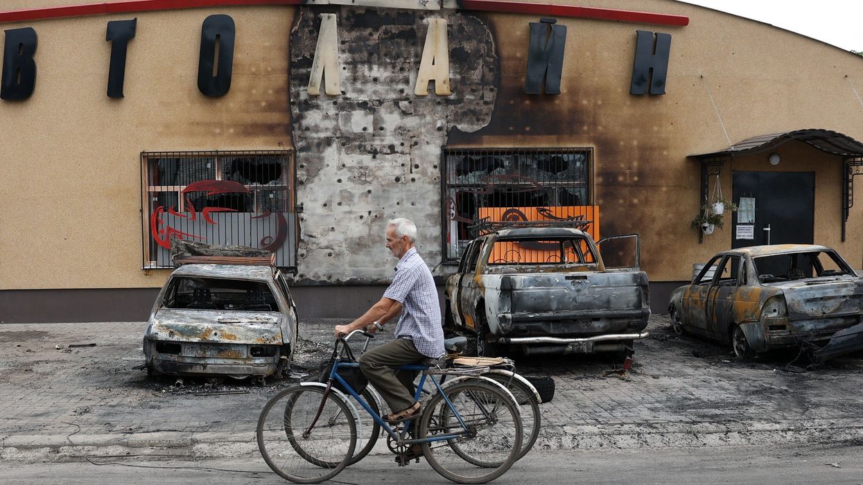 cluster bombing of Ukraine