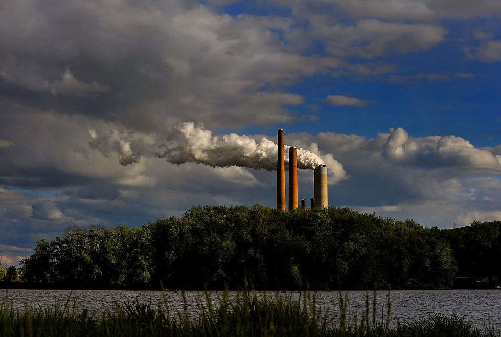'Good News for Clean Air' as Court Rejects Trump EPA Bid to Ditch Coal Plant Soot Rule