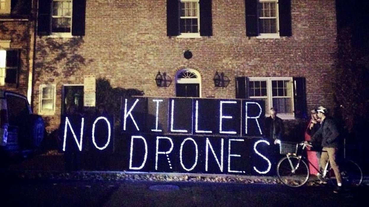 Why Jeh Johnson Would Be a Better Defense Secretary Than Michele Flournoy