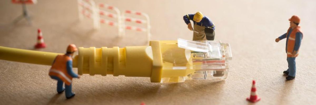 Cities and States Take Up the Battle for an Open Internet and Municipal Broadband