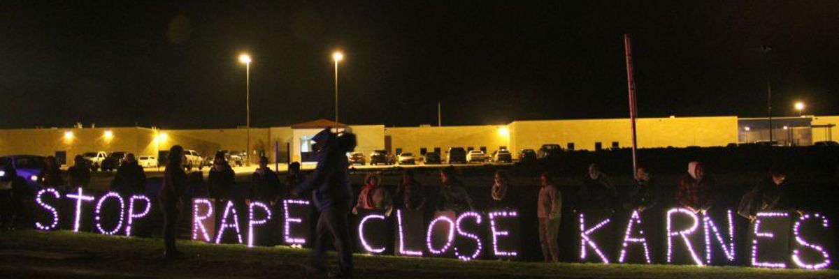 Citing Abuses, US Commission Demands Release of Refugee Families