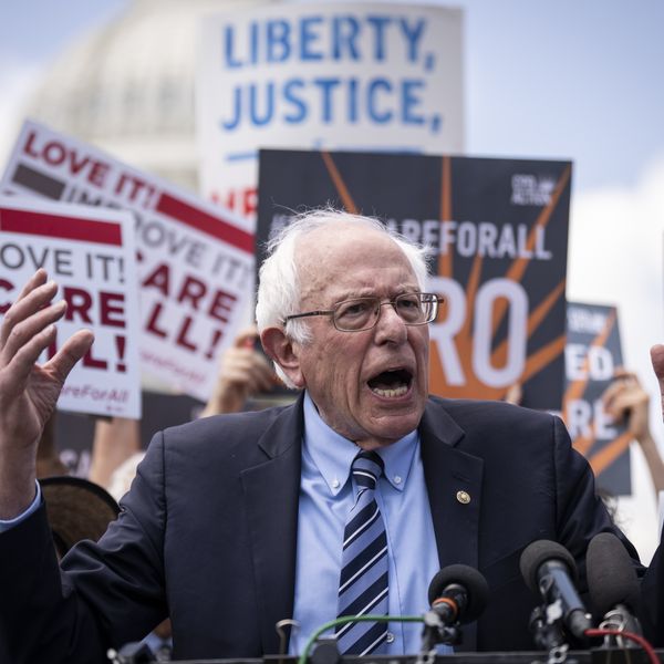 Congressional Democrats Reintroduce The Medicare For All Act