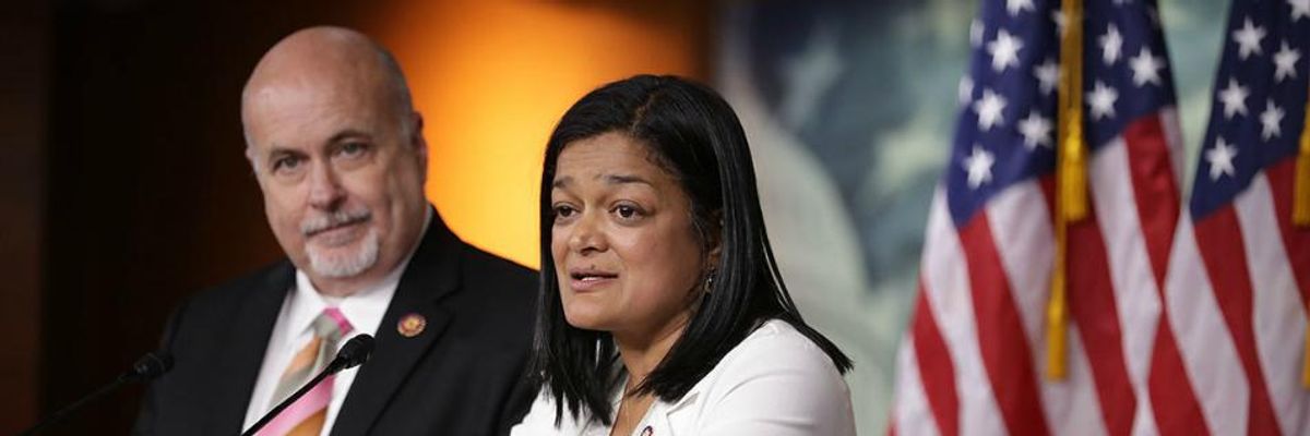 'Democrats Must Do Better': Progressive Caucus Leaders Condemn $1.4 Trillion Spending Bill That Boosts War Budget, Funds Trump's Wall