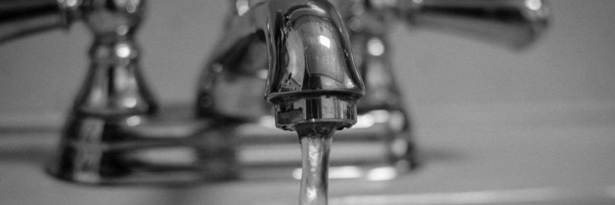Landmark Survey Shows For-Profit Water is a Risky Rip-Off