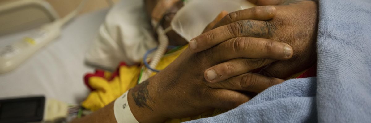 Covid-19 patient in Los Angeles hospital