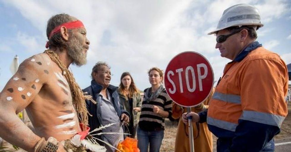 (Credit: 350 Australia)