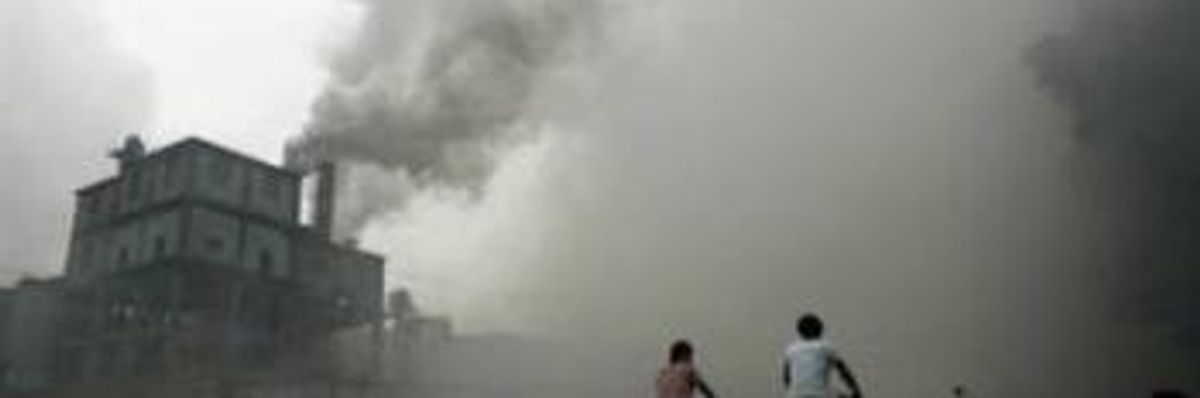 West Blamed for Rapid Increase in China's CO2