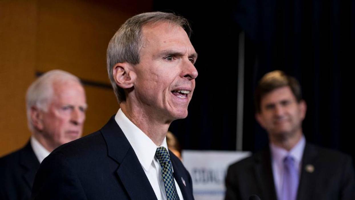 Rebuking DCCC Blacklist, Progressive Groups Endorse Campaign to Oust 'Anti-Choice, Anti-LGBTQ' Democrat