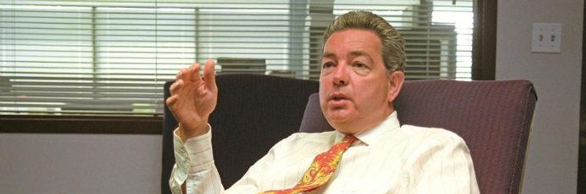 With Company Under Fire for Right-Wing Drivel, Sinclair Chairman Reportedly Denounced Print Media as 'Left Wing... Dribble'