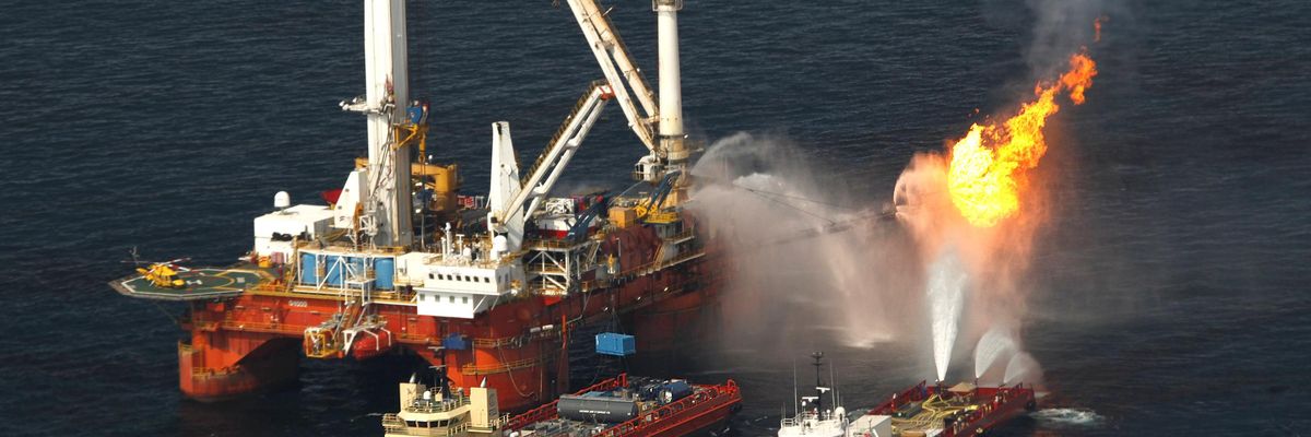 Deepewater Horizon oil rig