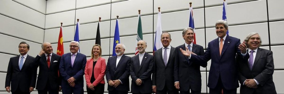 Opening Historic 'Possibility of Peace,' World Powers Clinch Iran Deal