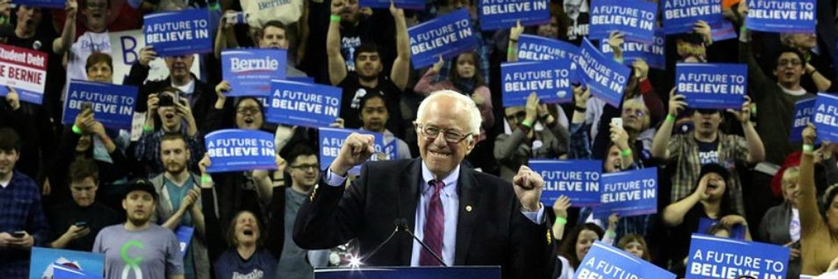 Sanders Outraises Clinton as Primary Battle Advances Westward