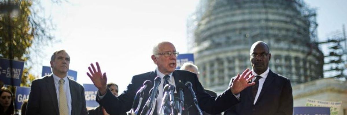 Introducing 'Keep It in the Ground' Bill, Sanders Goes Big on Climate